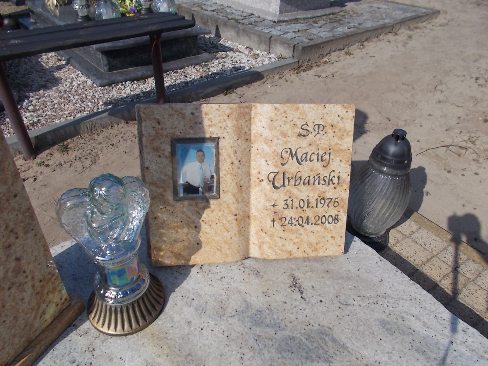 Maciej Urbański 1975 Prabuty - Grobonet - Wyszukiwarka osób pochowanych