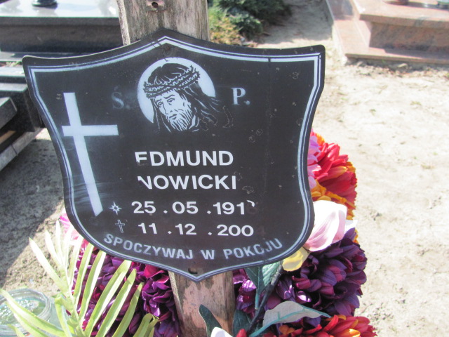 Edmund Nowicki 1916 Prabuty - Grobonet - Wyszukiwarka osób pochowanych